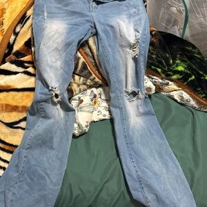 SHEIN Light Blue Distressed Straight Leg Jeans